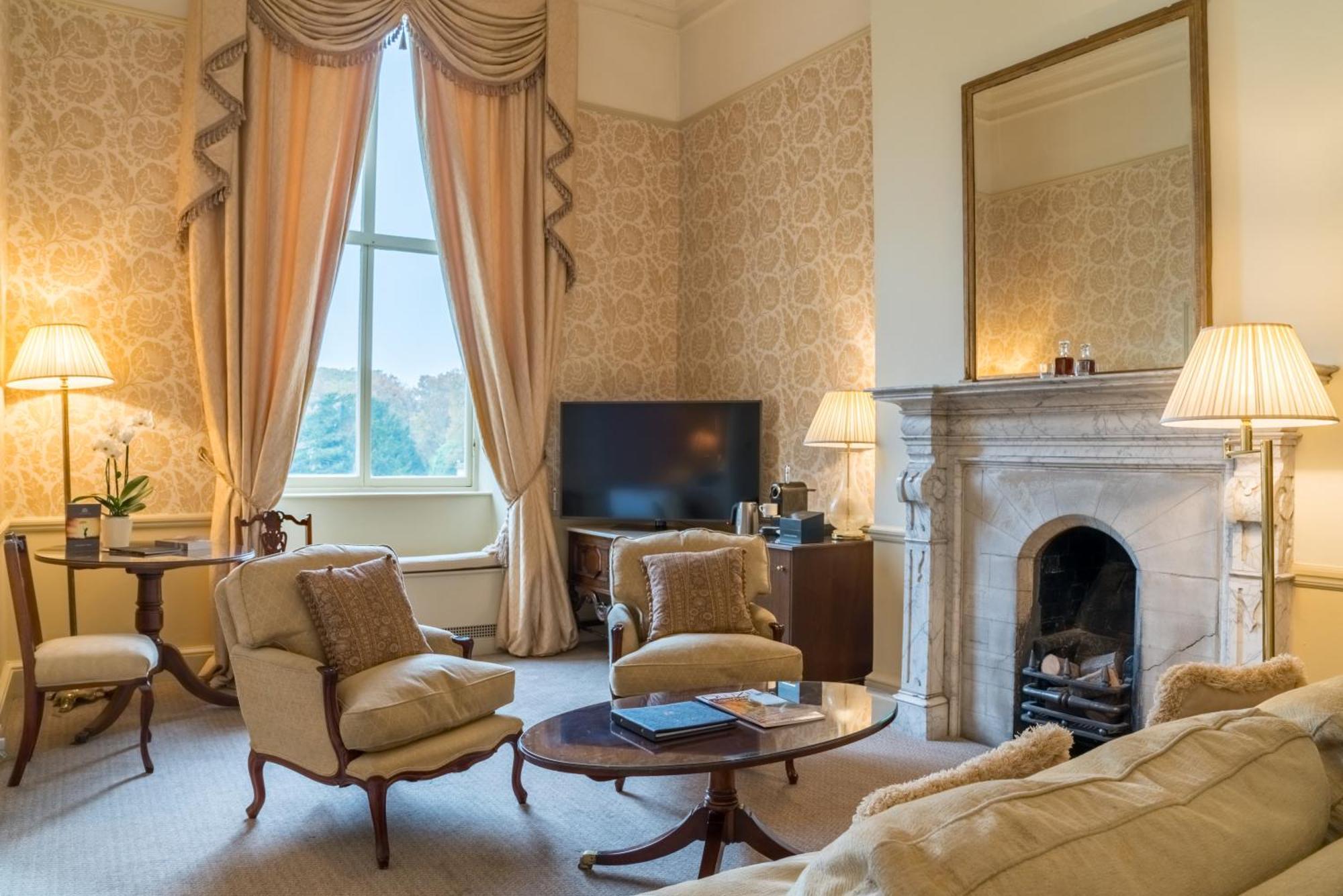 Stapleford Park Hotel & Spa Мелтън Моубрей Екстериор снимка