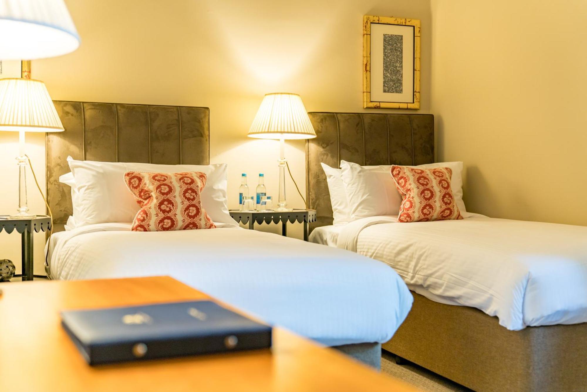 Stapleford Park Hotel & Spa Мелтън Моубрей Екстериор снимка
