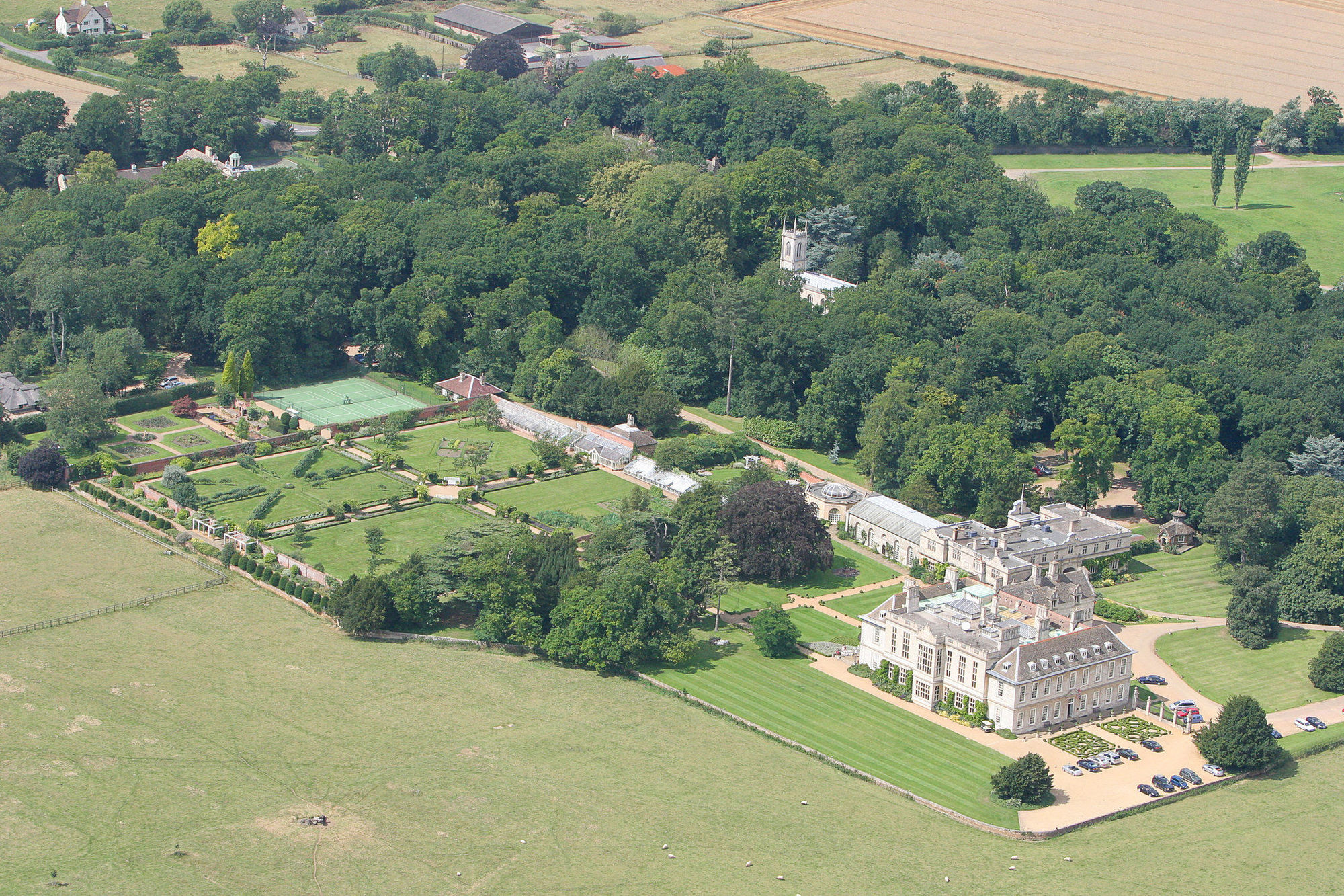 Stapleford Park Hotel & Spa Мелтън Моубрей Екстериор снимка